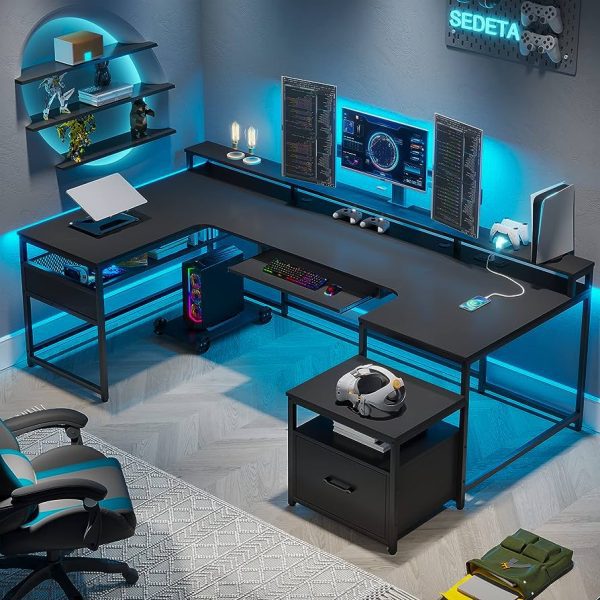 Are L-shaped Or U-shaped Gaming Desks Better?